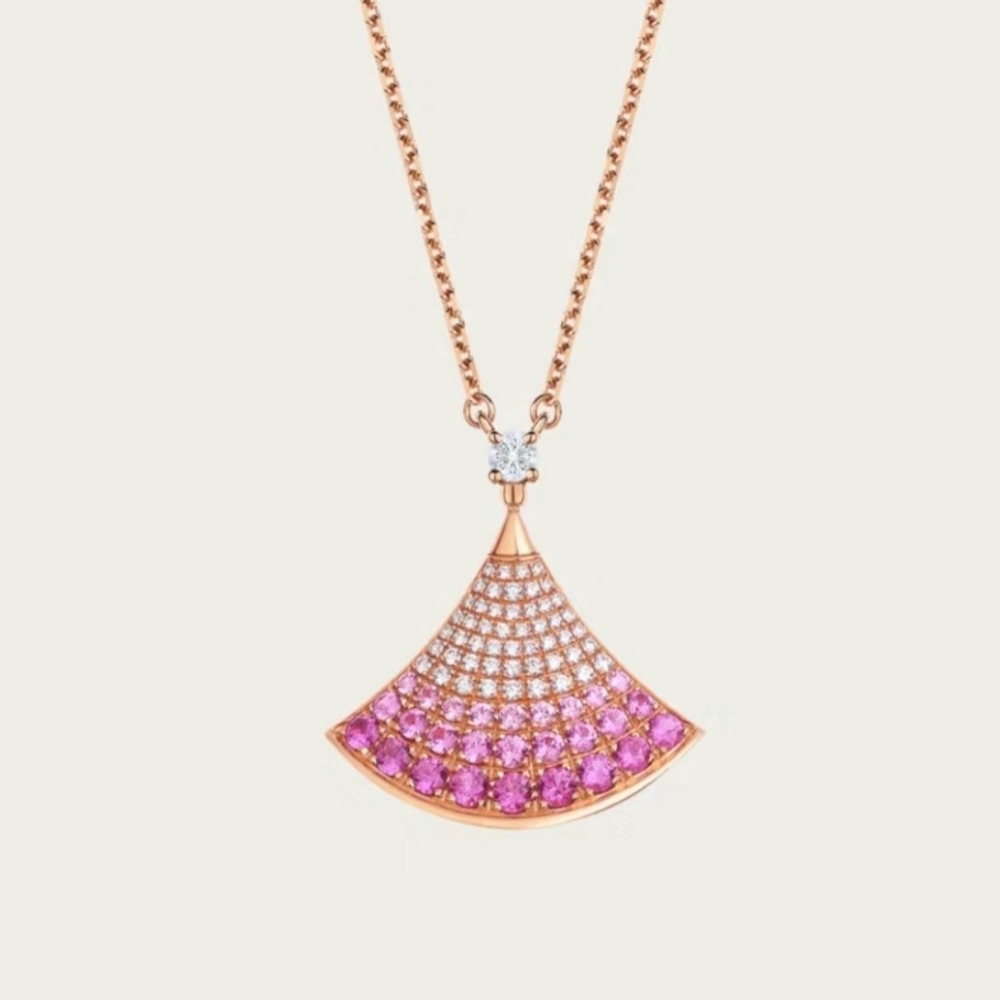 DIVAS' DREAM series necklace